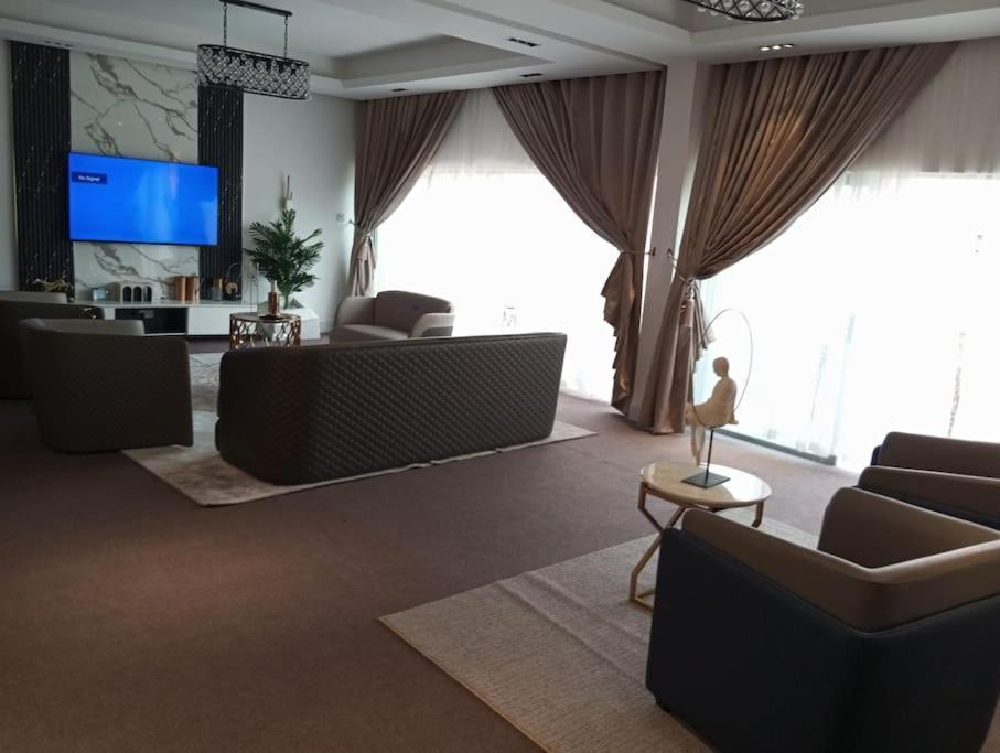 Sujimoto Residences Macdonald لاغوس المظهر الخارجي الصورة