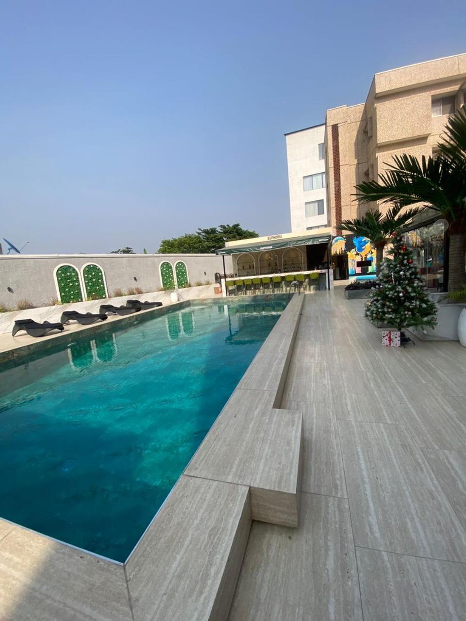 Sujimoto Residences Macdonald لاغوس المظهر الخارجي الصورة