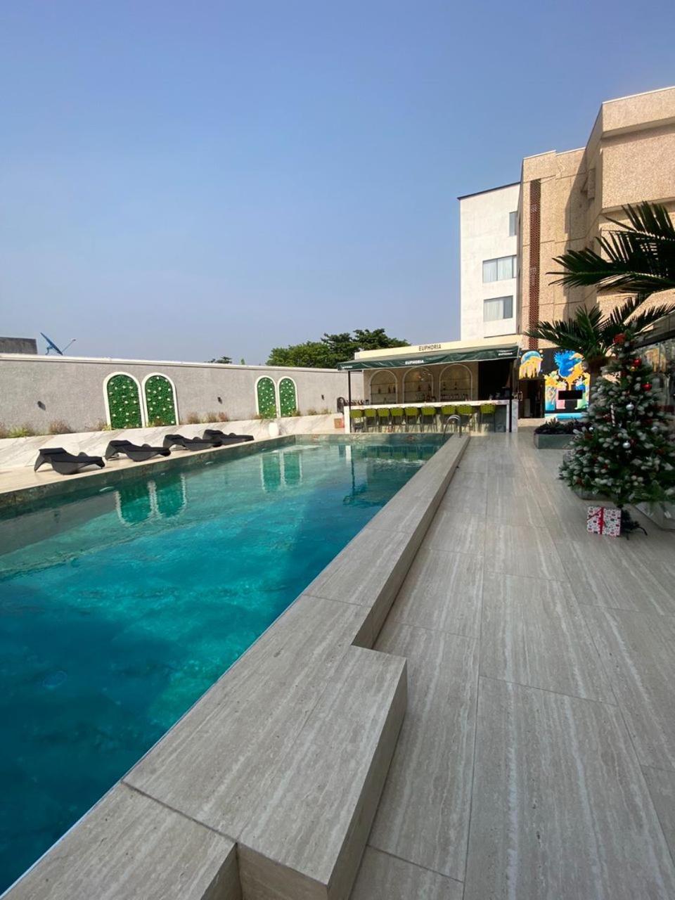 Sujimoto Residences Macdonald لاغوس المظهر الخارجي الصورة